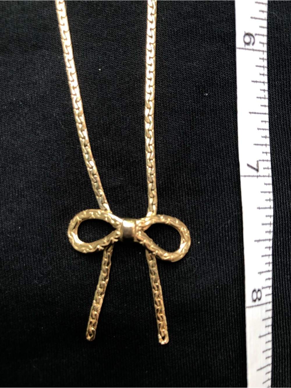 Vintage Avon 80s Bow Necklace🎀 - Picture 3 of 5